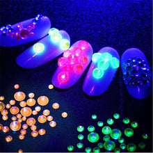 Load image into Gallery viewer, Rhinestones Crystal AB - Glow in the Dark - Noctilucent Fluorescence - diff. Colors 1440 pcs
