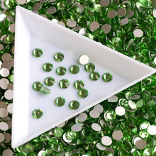Load image into Gallery viewer, Rhinstones Crystal - Peridot Green 1440 pcs
