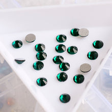 Load image into Gallery viewer, Rhinestones Crystal - Emerald Dark Green 1440 pcs
